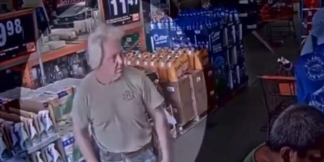 El brutal video de una niña de 10 años siendo acosada en una ferretería en Florida