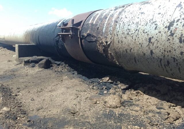 Derrames de petróleo amenazan con “pintar” de negro aguas del Parque Nacional Morrocoy