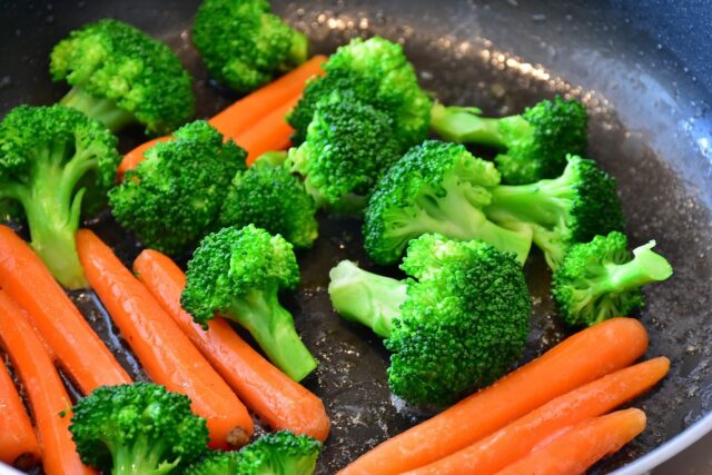 ¿Podemos alimentarnos a base de proteínas vegetales y mantenernos sanos?