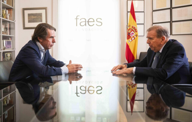 Aznar tras reunión con Edmundo González: “Todos debemos trabajar para que su exilio acabe y pueda ejercer como presidente"