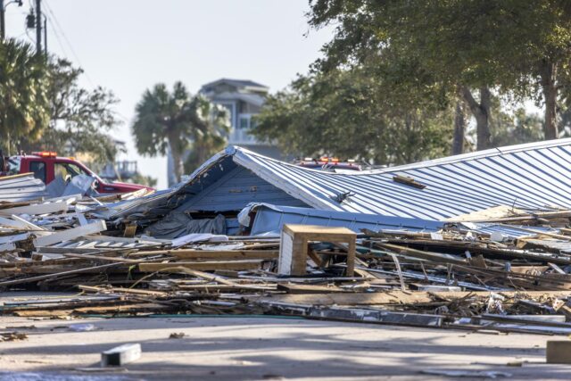 Helene deja al menos 41 muertos y una estela de destrucción por el sureste de Estados Unidos