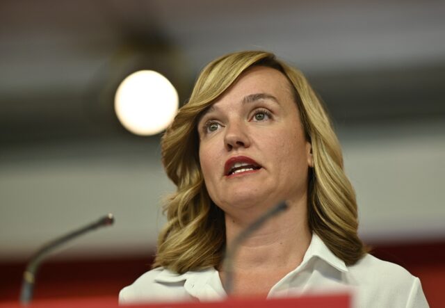 España rechaza las declaraciones de Maduro tras tildar de "terroristas" a los españoles detenidos