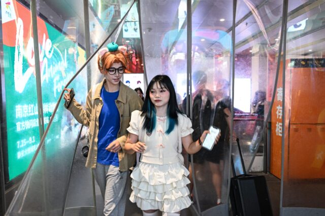 Está de moda: jóvenes chinas alquilan por horas a su pareja ideal