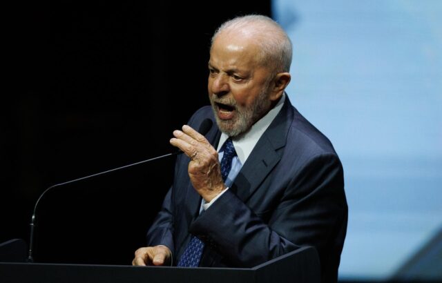 Lula destituye al ministro investigado por acoso sexual