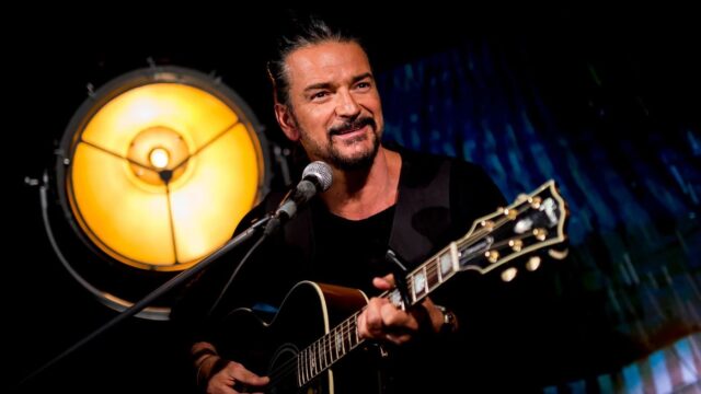¿Prepara Ricardo Arjona un nuevo disco?