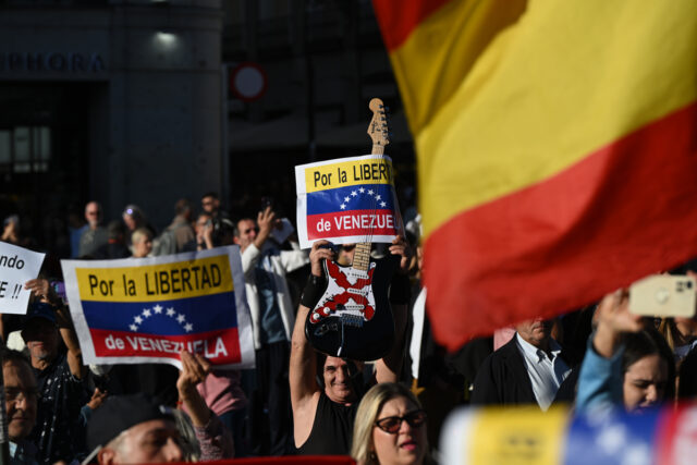 Venezolanos en Madrid exigen libertad y reconocimiento de Edmundo González: "El mundo entero tiene que reconocerlo"