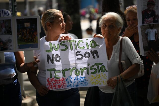 "Niños inocentes que nunca debieron estar presos": venezolanos celebran excarcelación de todos los menores de edad