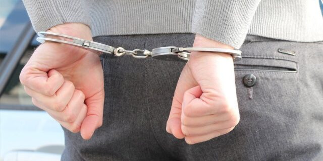 Detienen en Zulia a hombre que falsificaba cédulas de identidad y las vendía en Marketplace