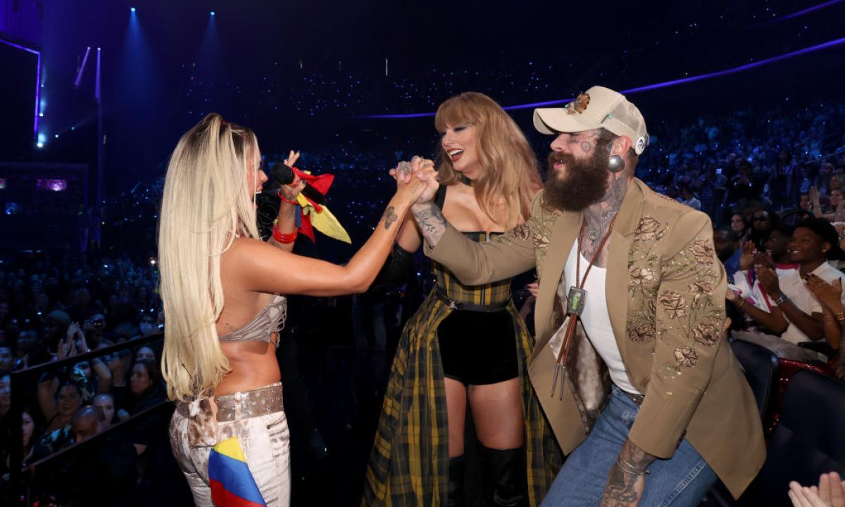 karol g taylor swift vmas