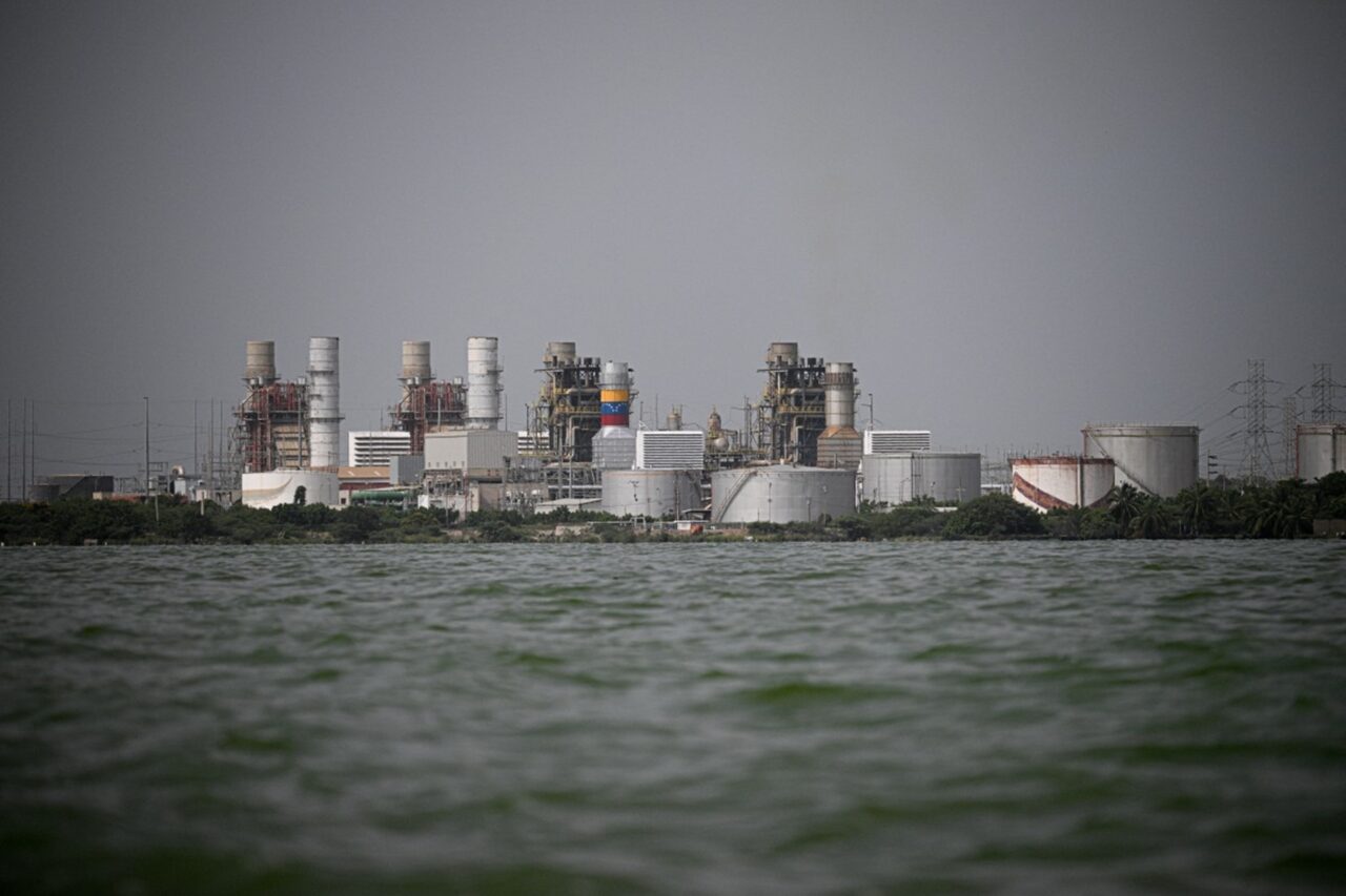 VENEZUELA-ELECTION-ENVIRONMENT-OIL-POLLUTION
