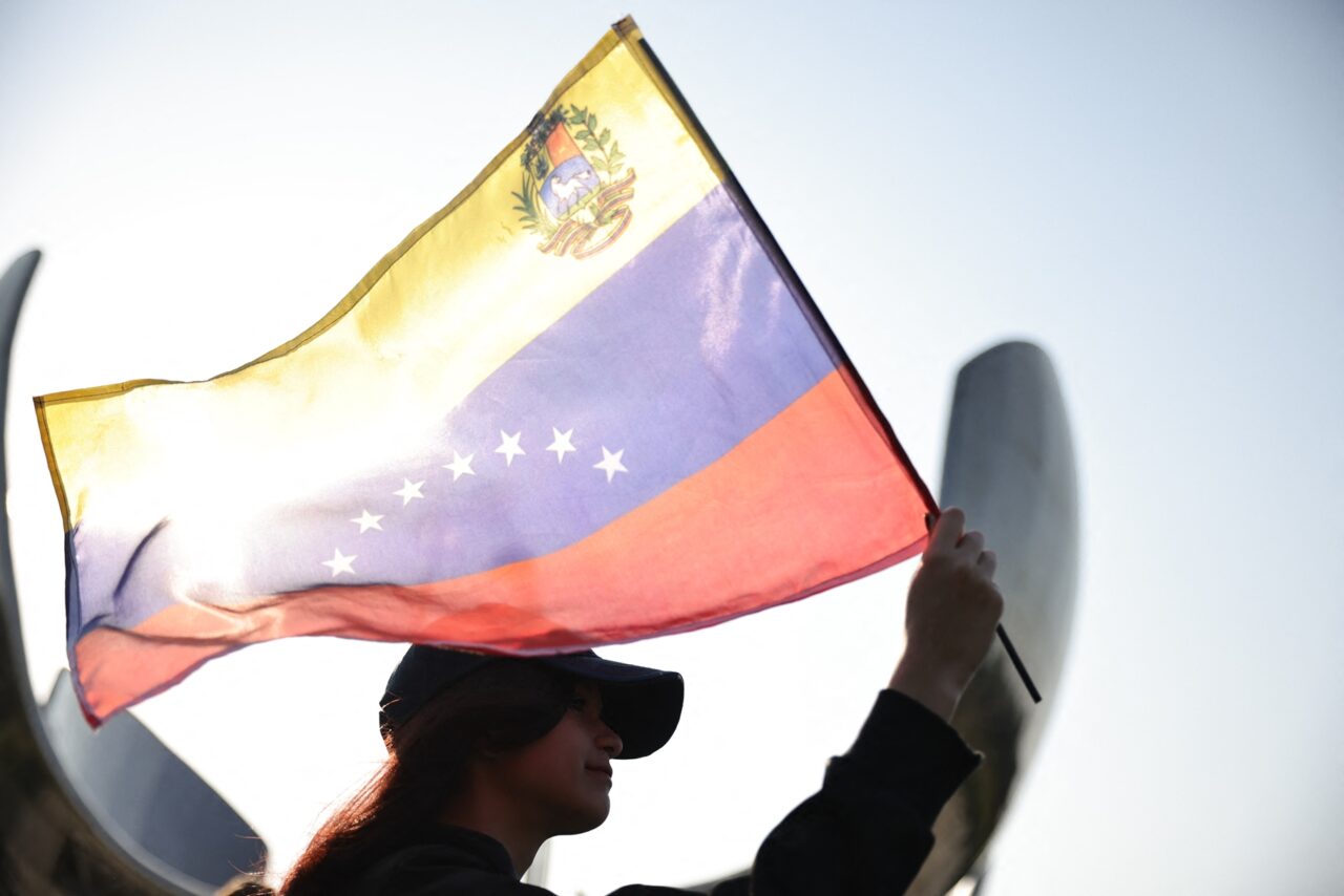 ARGENTINA-VENEZUELA-ELECTION-OPPOSITION-PROTEST