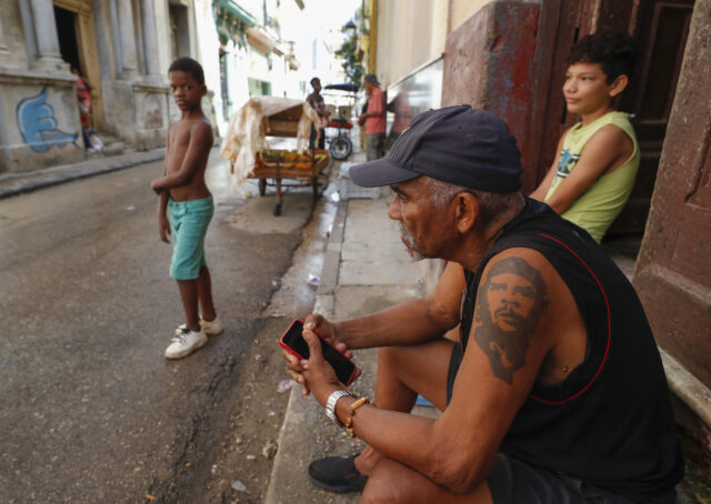 ONG registra al menos 48 protestas y detenciones relacionados con el apagón total en Cuba