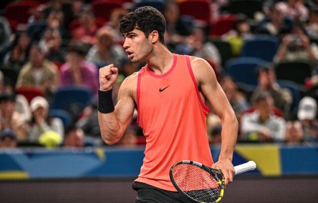 Alcaraz, Sinner y Medvedev a octavos del Masters 1000 de Shanghái