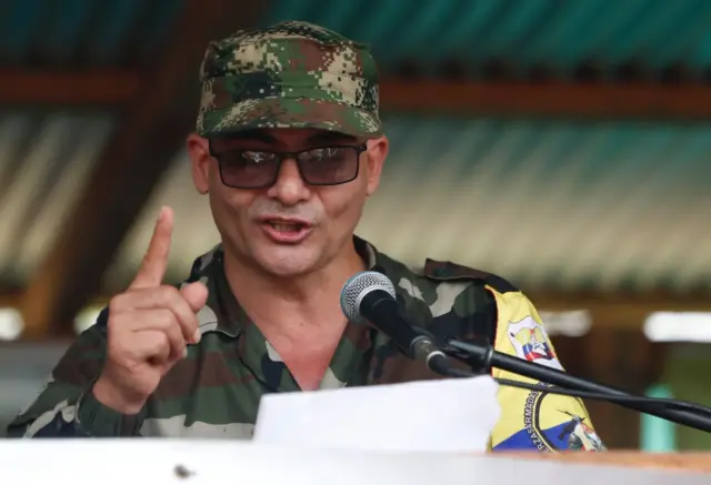 Gustavo Petro dice que Iván Mordisco habría sido herido en combates con el Ejército tras versiones sobre muerte