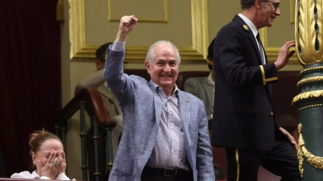 Antonio Ledezma: "El premio Sájarov es un reconocimiento a los presos políticos venezolanos"