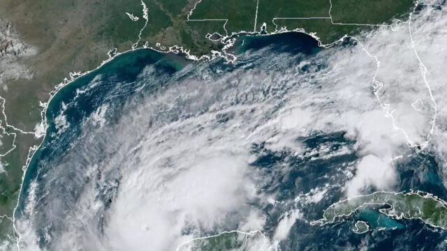 El huracán Milton se intensifica a la máxima categoría 5 en su camino hacia Florida