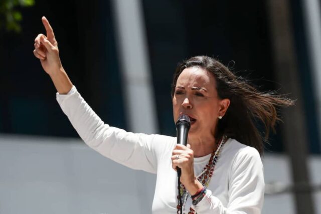 María Corina Machado ante el Congreso de Brasil: "Están convirtiendo la Embajada de Argentina en Caracas en un centro de torturas"