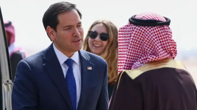 Por qué EE.UU. y Rusia escogieron a Arabia Saudita como sede de sus conversaciones sobre la guerra de Ucrania