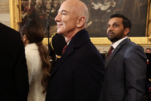Bezos ordenó al Washington Post publicar a diario opiniones en apoyo al libre mercado