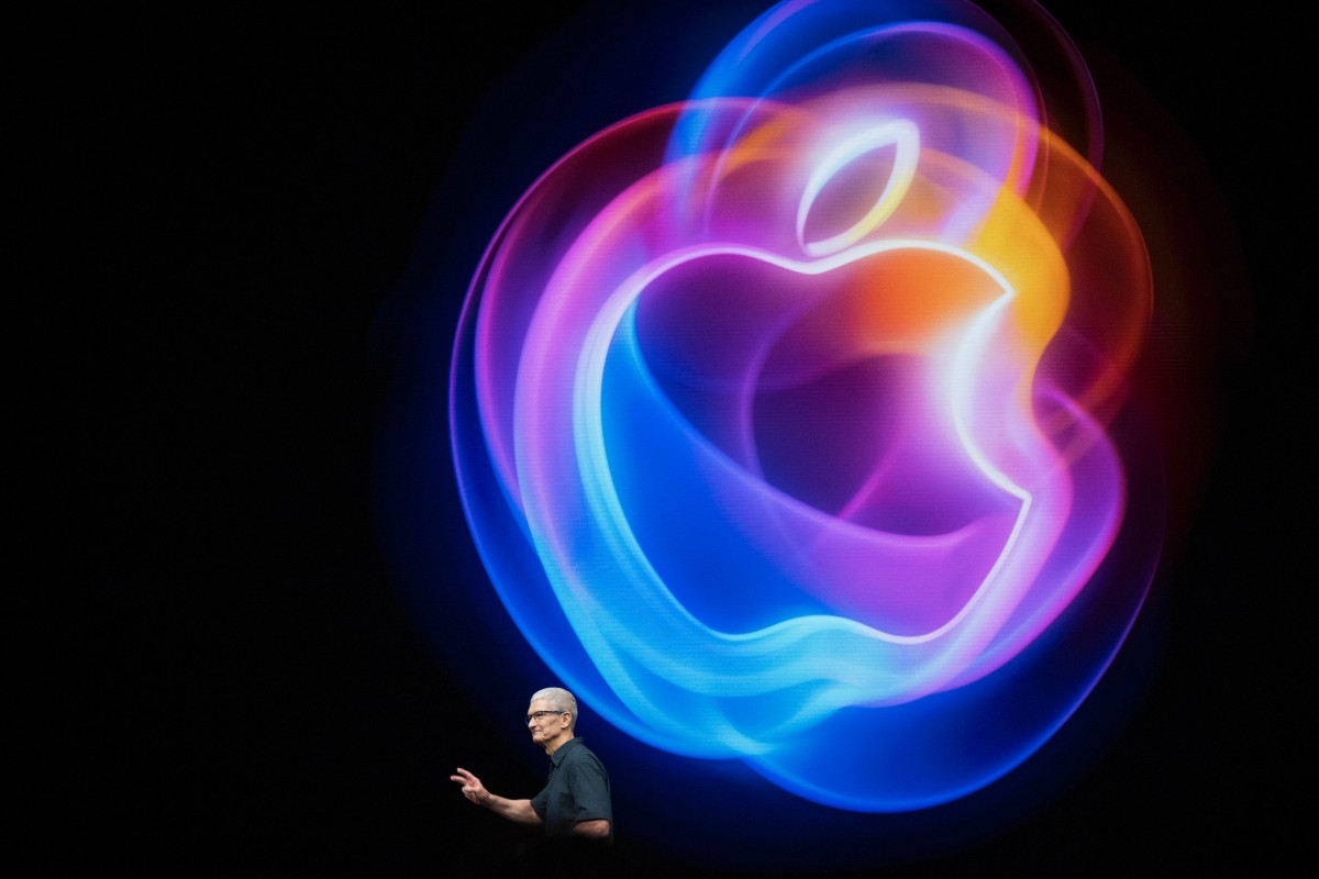 Apple says it will invest $500 bn in US over four years, hire 20,000 staff