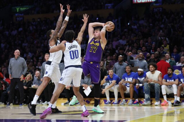 Doncic se vengó de los Mavericks con la victoria de los Lakers