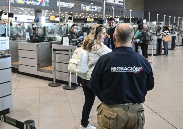 ¿Nuevas medidas de Migración Colombia impactan a viajeros venezolanos?