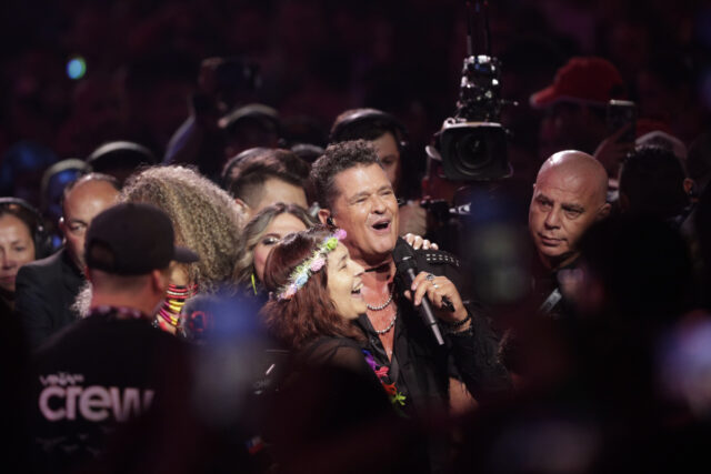 Tras apagón en Chile, Viña del Mar se reanudó con Carlos Vives y Carín León