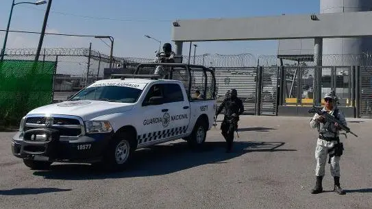 México envía a EE UU a 29 detenidos vinculados con el narcotráfico en una de las mayores extradiciones de su historia