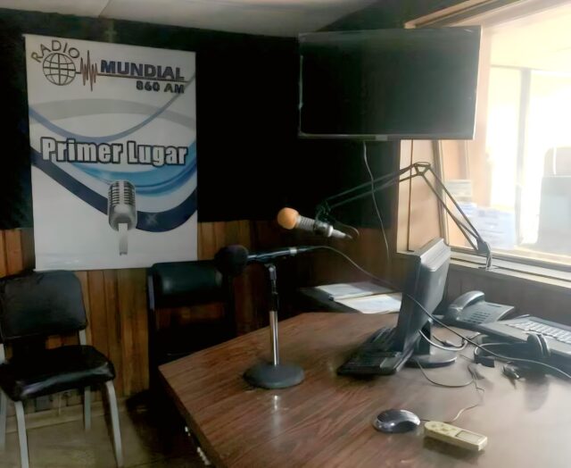 Conatel ordenó el cierre de Radio Mundial tras 70 años al aire