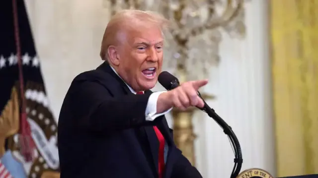El ataque de Trump a tres pilares de la democracia de EE.UU.