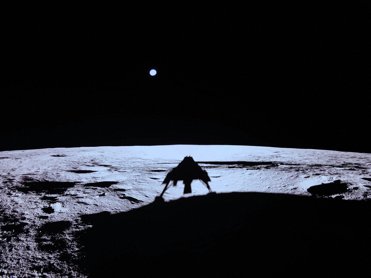 SPACE-US-MOON