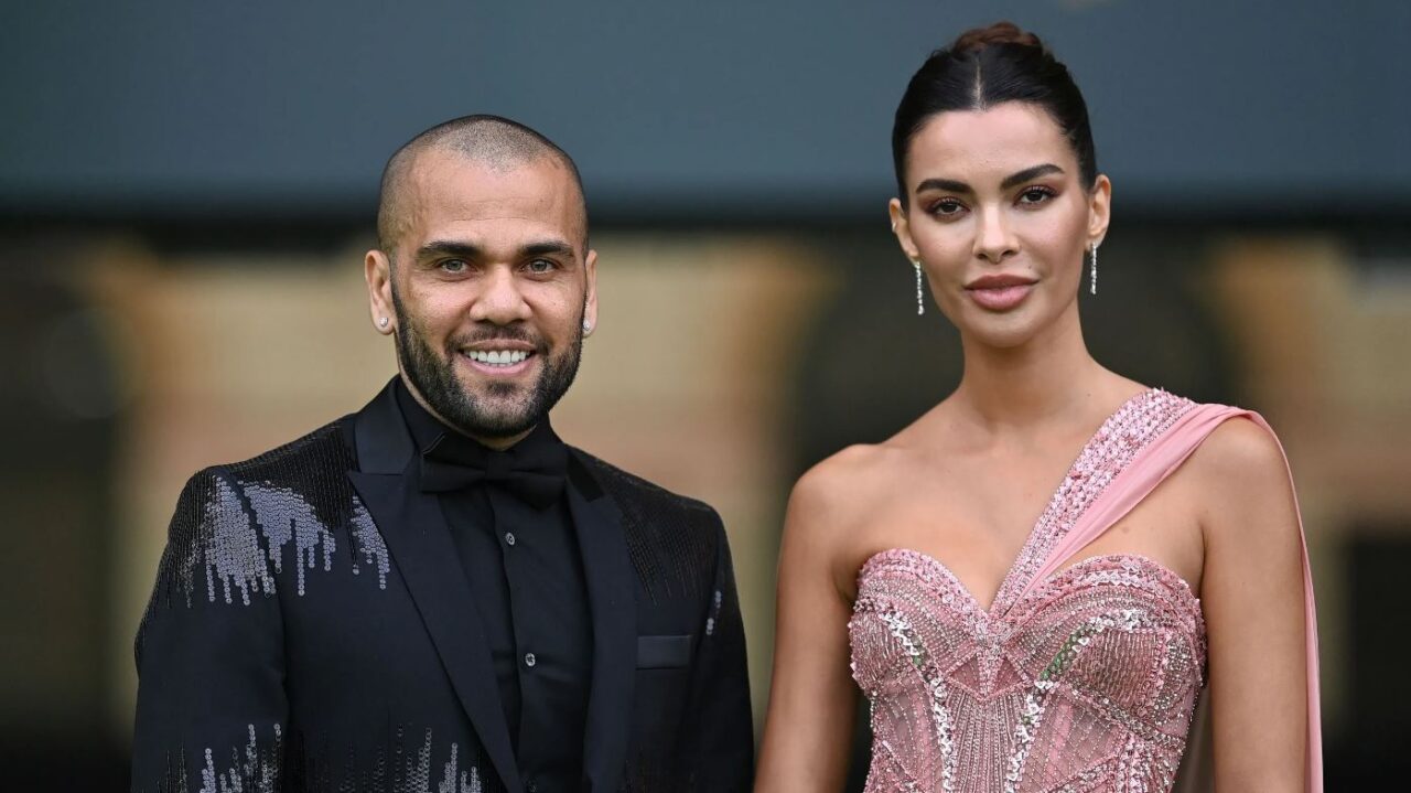 Dani Alves y Joana Sanz
