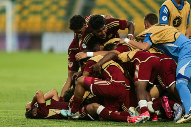 Venezuela ganó 2-0 a Bolivia en su debut en el Sudamericano Sub-17