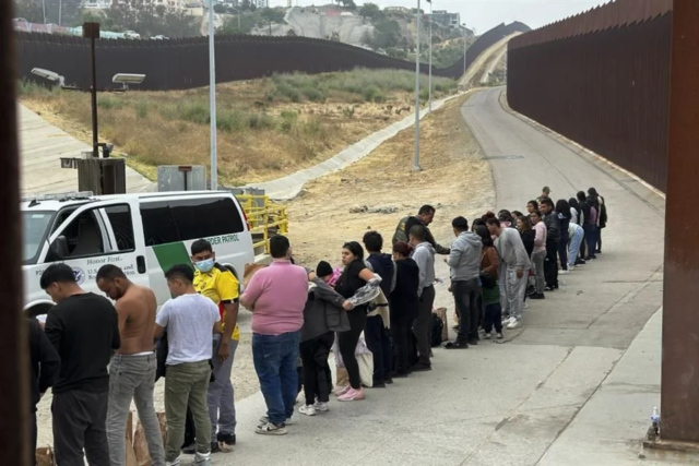Trump envía 700 militares a Texas, Florida y Luisiana como apoyo en operativos migratorios