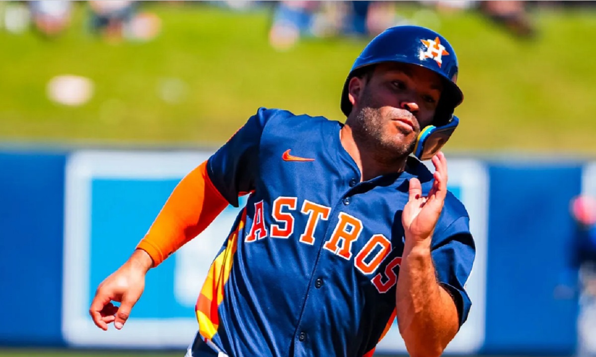 José Altuve acumula tres hits en la instancia, dos de ellos extrabases Foto Archivo