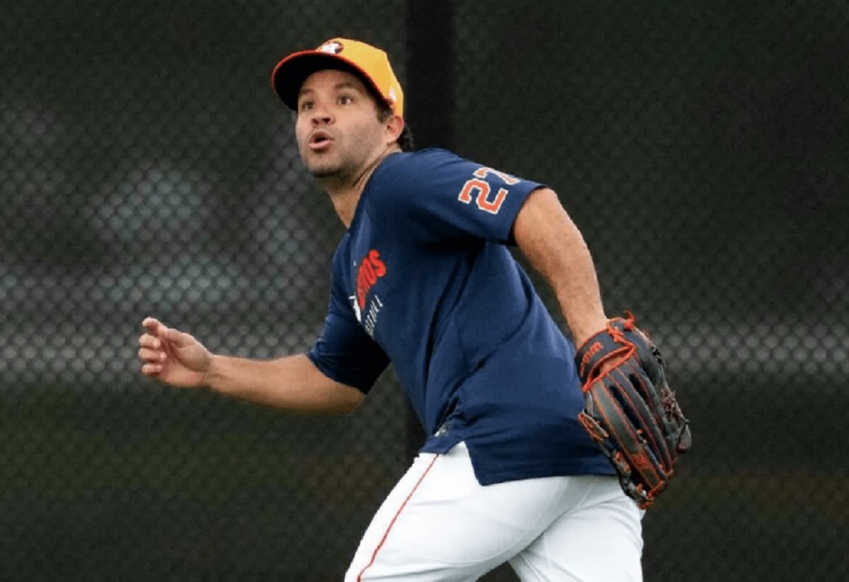 José Altuve cometió un error en la quinta entrada, luego de no haber podido atrapar un hit Foto Archivo