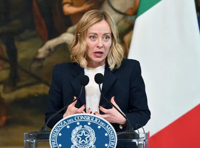 Meloni se reúne con Trump para buscar acuerdo arancelario entre la UE y EE UU