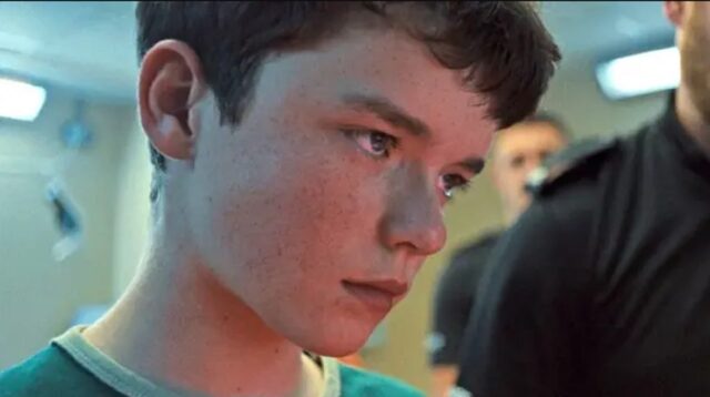Por qué la serie "Adolescencia" de Netflix está siendo aclamada como "lo más cercano a la perfección televisiva en décadas"