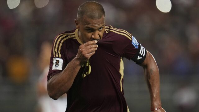 Salomón Rondón en el once ideal de las eliminatorias suramericanas