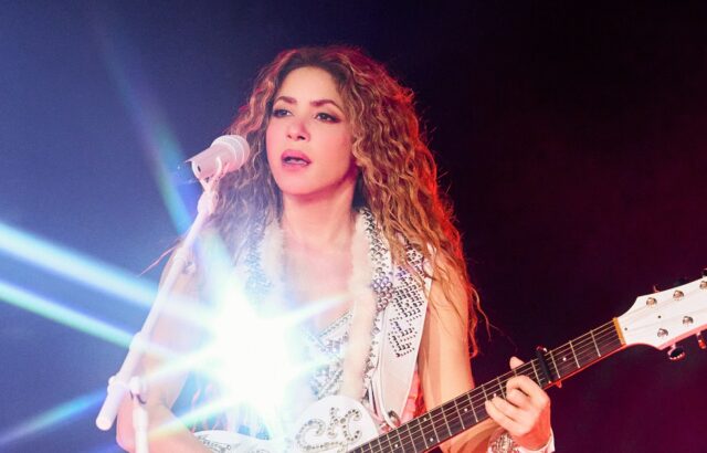 Shakira anuncia más conciertos de Las Mujeres Ya No Lloran World Tour en EE UU