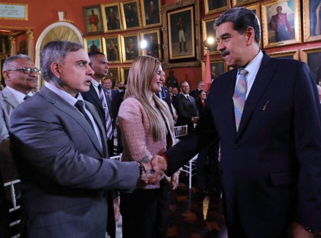 Qué se puede esperar de la reforma constitucional propuesta por Nicolás Maduro: el chavismo busca “reforzar su capacidad represiva”