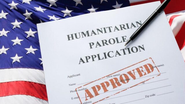 Asociaciones migrantes alertan que fin de parole humanitario debilitará economía de EE UU