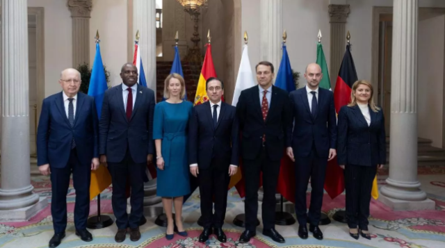 Ministros europeos piden a EE UU que presione más a Putin para que acepte un alto el fuego en Ucrania