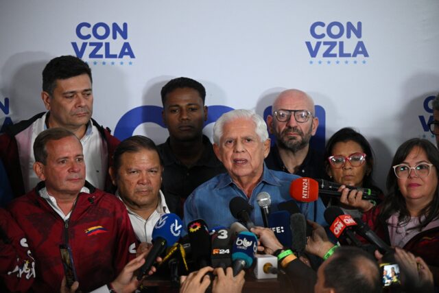 Omar Barboza renunció como secretario de la Plataforma Unitaria Democrática