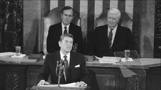 “Despilfarro burocrático”: el sueño de Reagan de desmantelar el Departamento de Educación que Trump ordenó hacer realidad