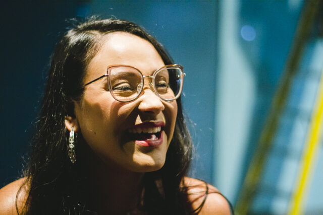 Verónica León busca su propio camino en el mundo del teatro