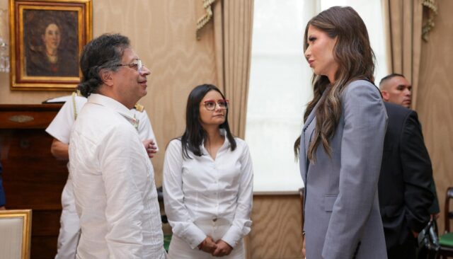 Colombia rechaza "incorrectas" declaraciones de Kristi Noem sobre el Tren de Aragua: "Actuamos con determinación frente al crimen transnacional"