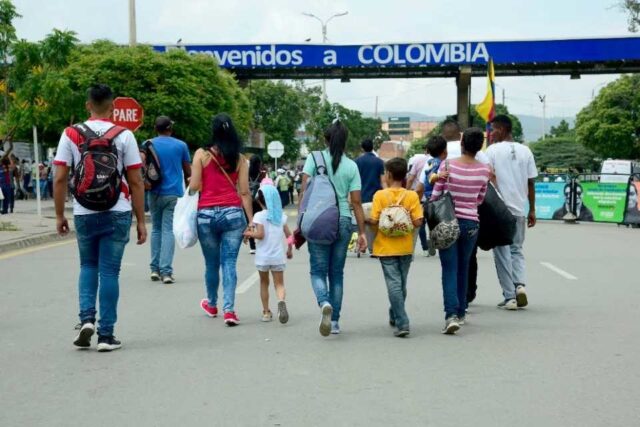 46,5% de los venezolanos tiene planes para migrar en menos de seis meses