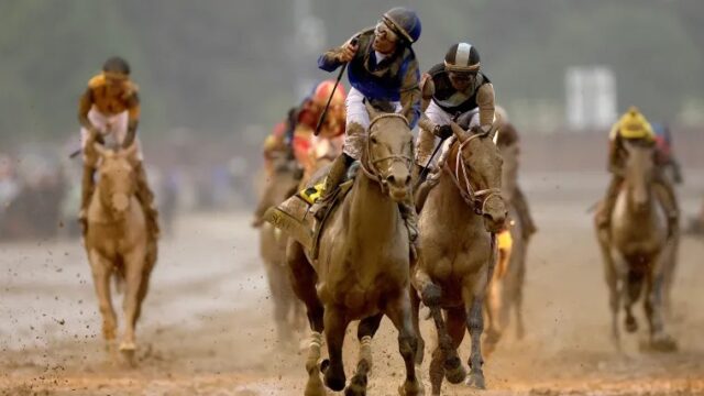 El jinete venezolano Junior Alvarado hace historia en el Kentucky Derby 2025 con Sovereignty: "Estaba escrito"