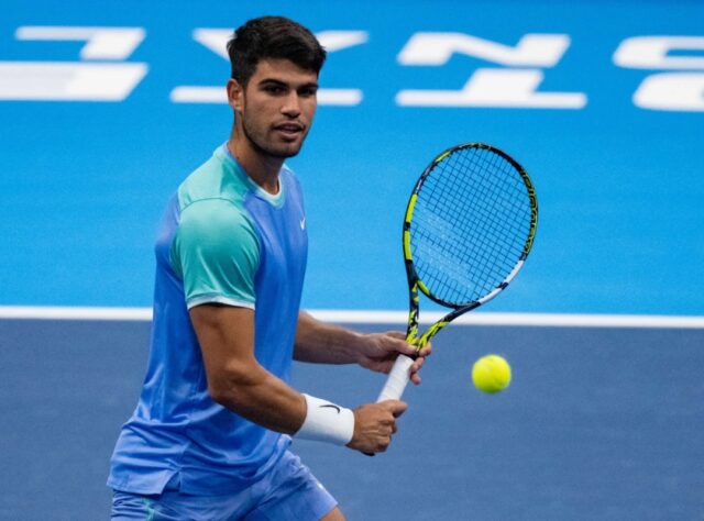 Alcaraz se impone a Djere en Roma y ya está en octavos de final